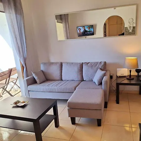 Kato 400m To The דירה *