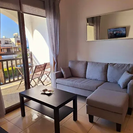 Kato 400m To The 公寓