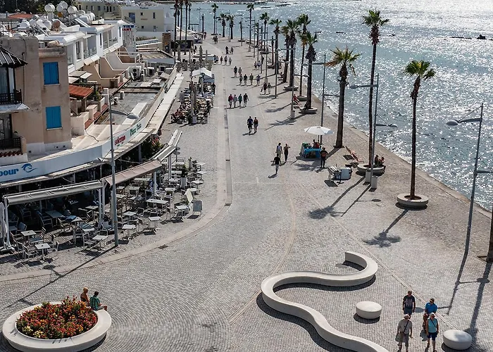 아파트 Kato 400m To The