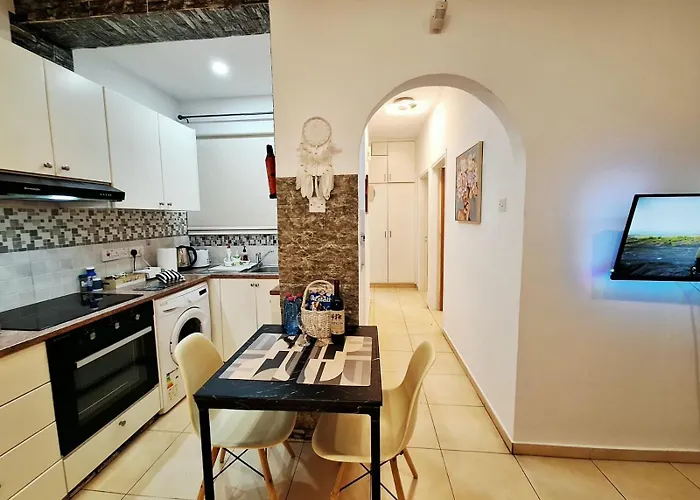 Daire Kato 400m To The