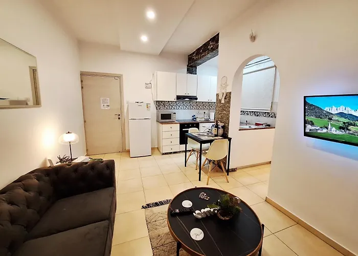 Daire Kato 400m To The Pafos