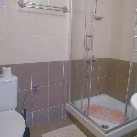 Apartamento Kato 400m To The Paphos